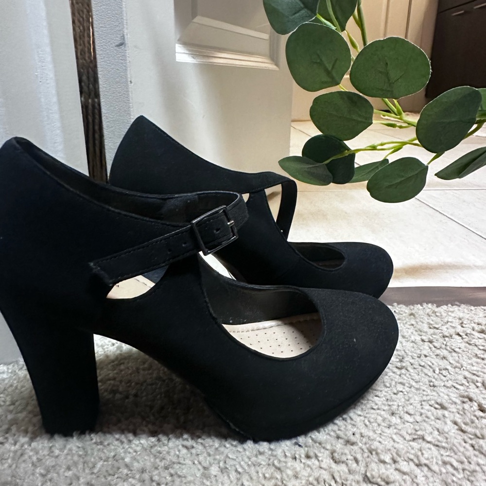 Elegant Black Women's Heels